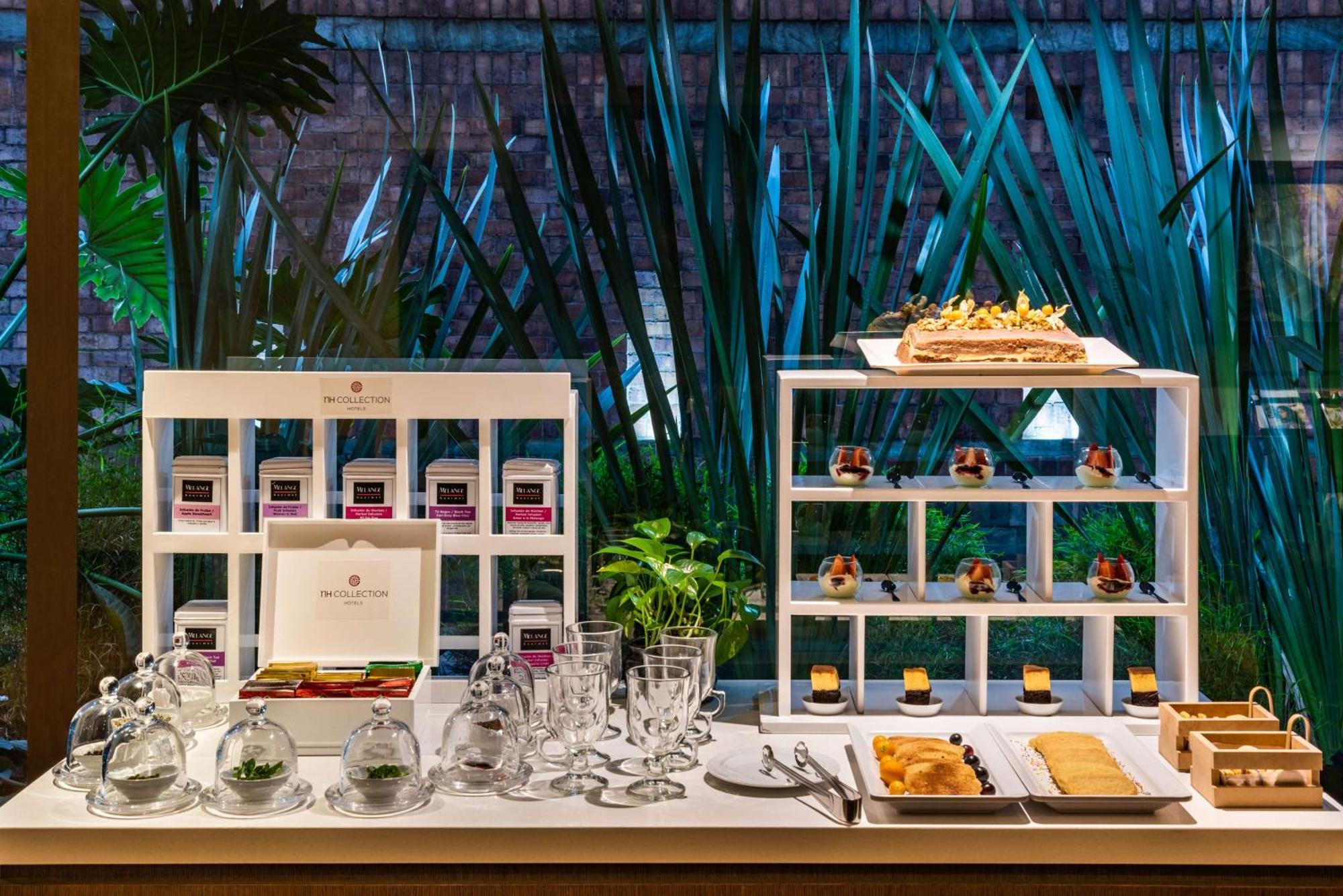 ホテル Nh コレクション ロイヤル アンディノ ボゴタ エクステリア 写真 A buffet at a hotel