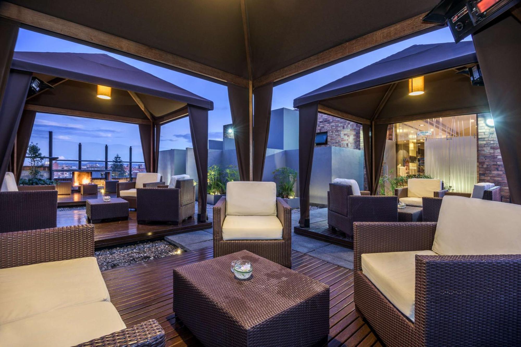 ホテル Nh コレクション ロイヤル アンディノ ボゴタ エクステリア 写真 Sky Bar